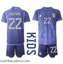 Argentinië Lautaro Martinez #22 Uit tenue Kids WK 2022 Korte Mouwen (+ broek)