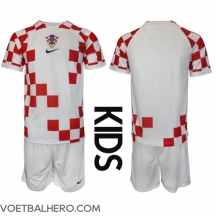 Kroatië Thuis tenue Kids WK 2022 Korte Mouwen (+ broek)