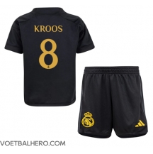 Real Madrid Toni Kroos #8 Derde tenue Kids 2023-24 Korte Mouwen (+ broek)